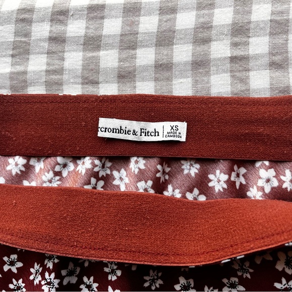 Abercrombie Skirt - Picture 4 of 4